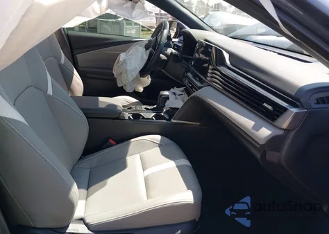 2025 Toyota Camry Xse/Xle/Le/Se z USA, uszkodzony, nr VIN 4T1DBADK2SU008878